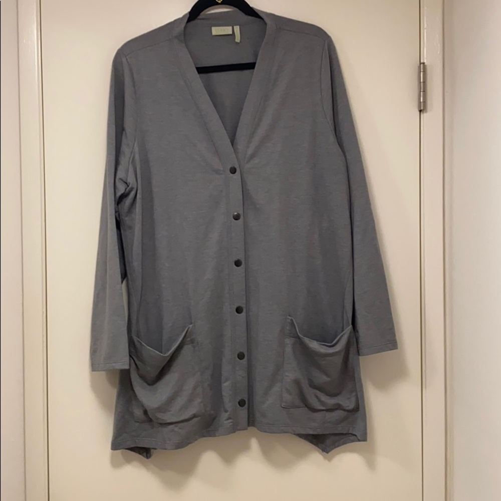 Gray snap front cotton cardigan